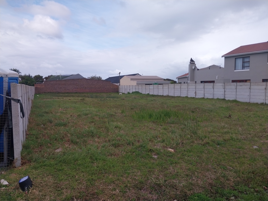 0 Bedroom Property for Sale in Sandbaai Western Cape